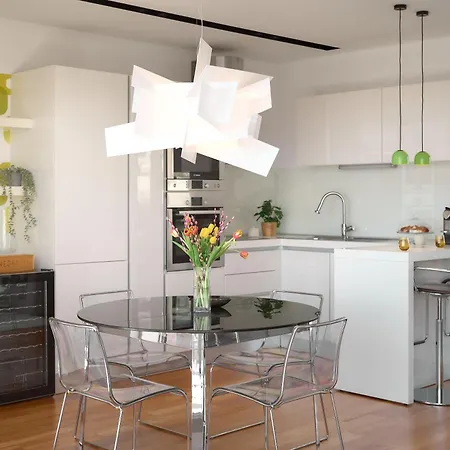 Sun Penthouse Apartment *